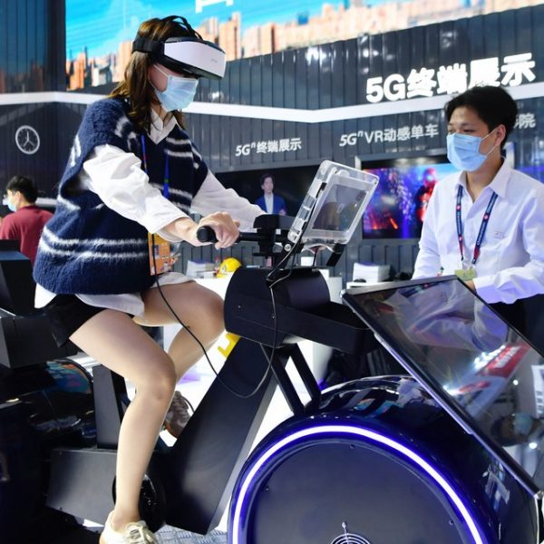 Exploring the Potential of Blockchain Technology: Revolutionizing Industries and Transforming Transactions